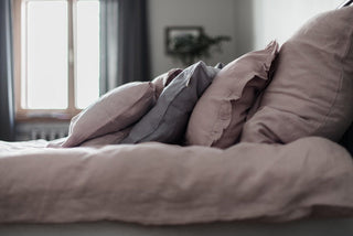 HOW TO STYLE YOUR BEDROOM WITH LINEN PIECES? - Linen Tales USA 