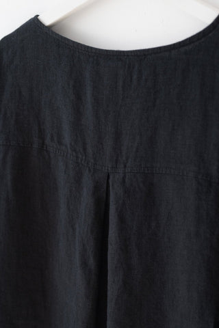 Black Linen Bilberry Top - Linen Tales B2B 5
