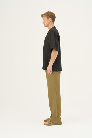 Black Linen Libertas Shirt - Linen Tales B2B 3