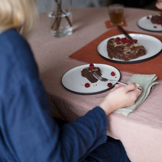 Cafe Creme Linen Tablecloth - Linen Tales B2B 3