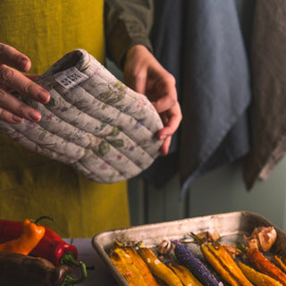 Moss Green Linen Daily Apron - Linen Tales B2B 3