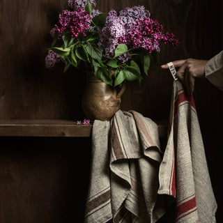 Red Stripe Vintage Linen Kitchen Towel - Linen Tales B2B 3