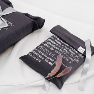Special Gift Wrapping - Linen Tales 4