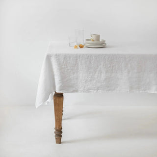 White Lightweight Linen Tablecloth - Linen Tales B2B 