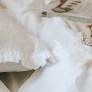 White Linen Pillowcase with Frills - Linen Tales B2B 