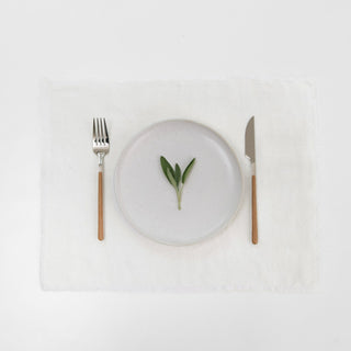 White Linen Placemat with Fringes - Linen Tales 